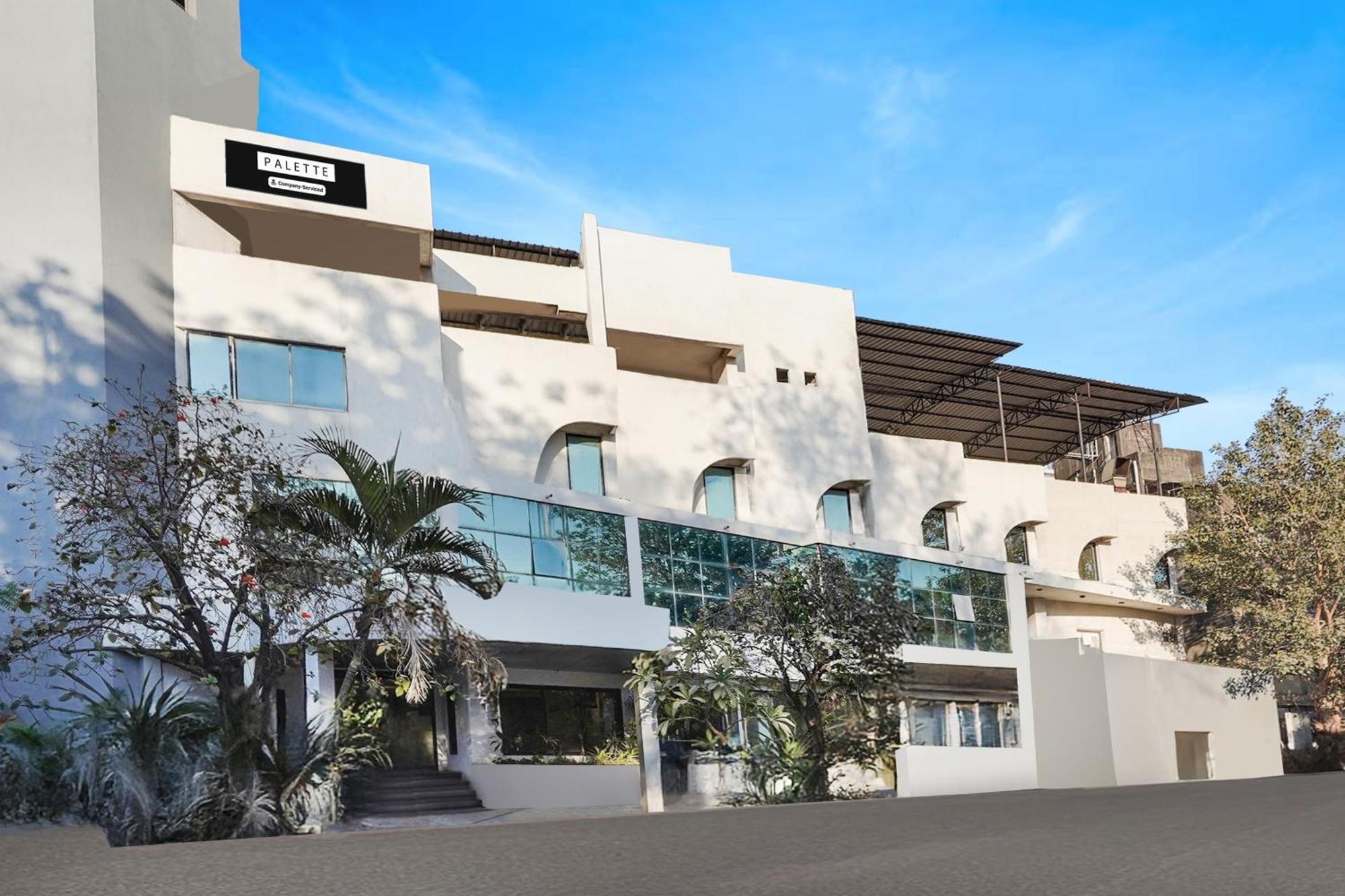 Palette Country Club Surat Hotel Exterior foto